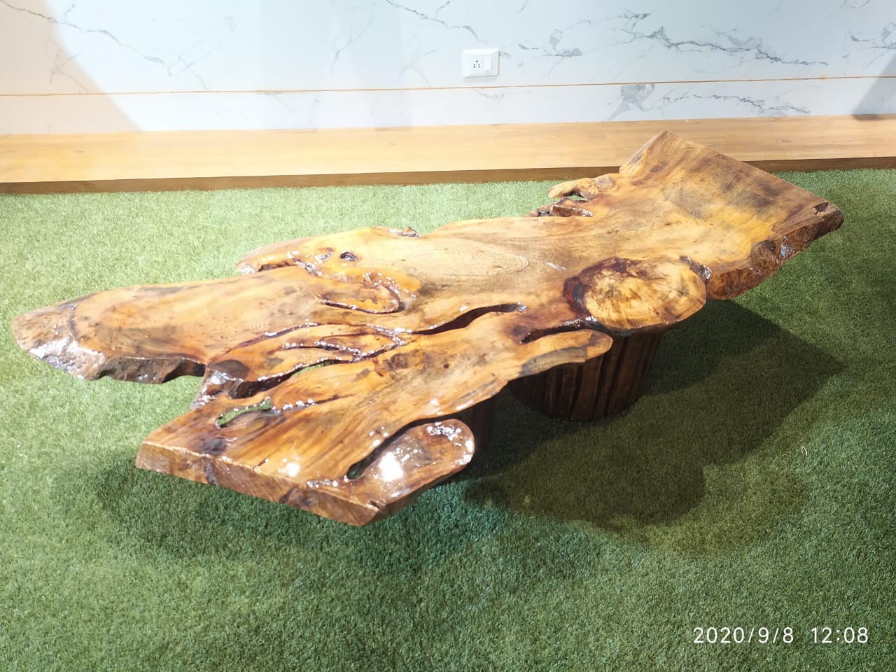 LIVE EDGE TABLE 65"x30" 40-50mm (BANYAN WOOD) (TABLE PRICE ONLY)